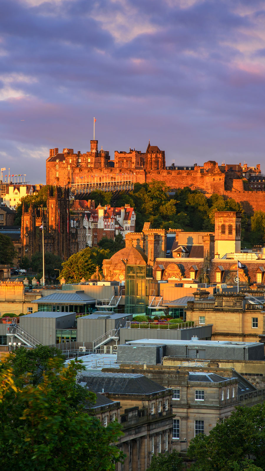 Portrait photo of Edinburgh skyline at sunset